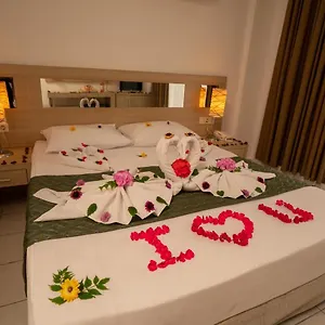 Malibu 4*