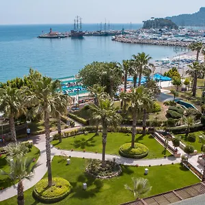 L'ancora Hotel 4*