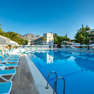 Hotel Armas Garden