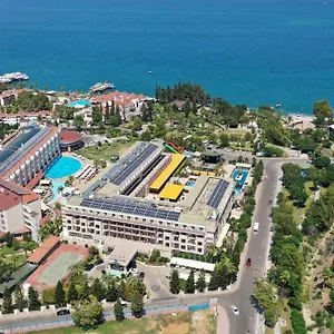 Crystal De Luxe & Resort Kemer