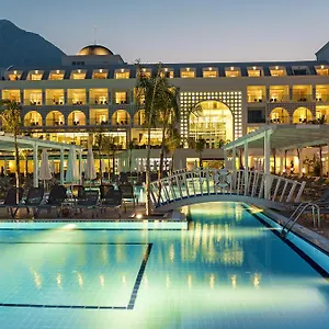 Karmir & Hotell Kemer