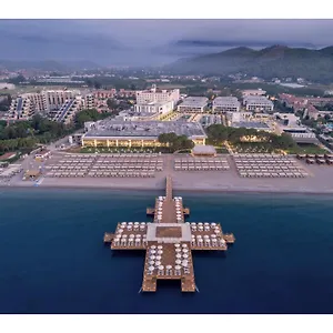 Hotel Swandor & -